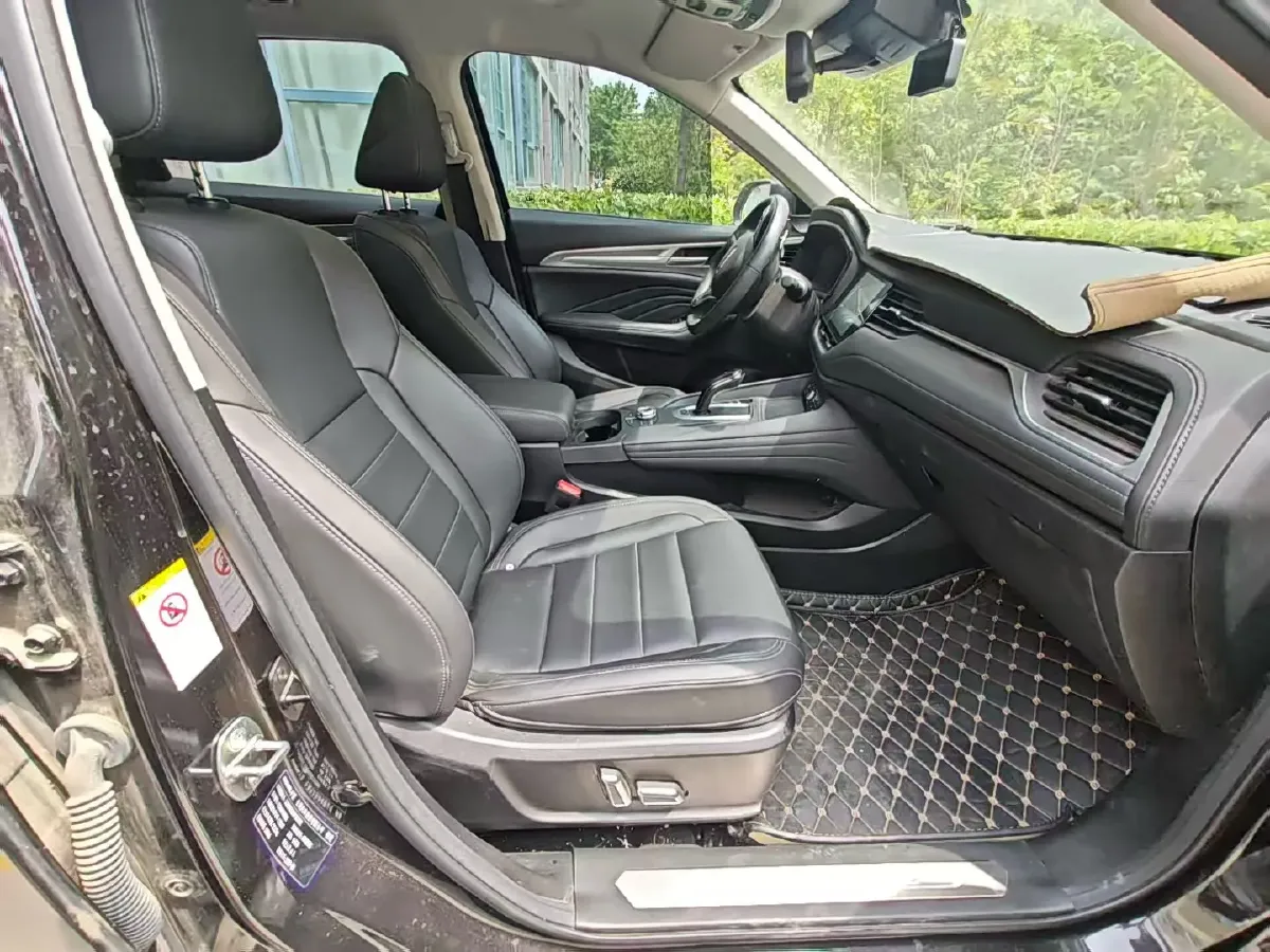 2020 Haval F7 1.5T 169HP L4 7DCT,autocango,china used car exporter,china ev exporter,chinese used car exporter,chinese used ev exporter