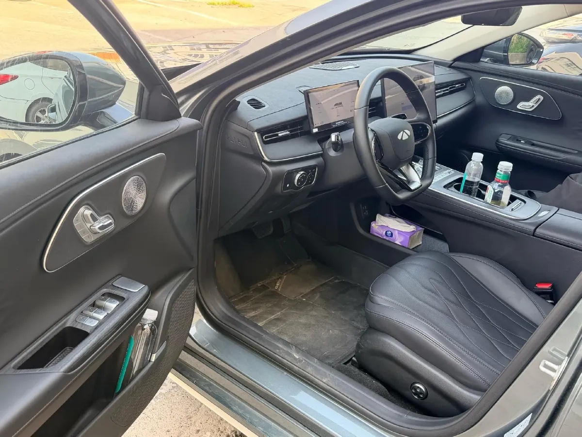 2025 Fulwin FulwinA8L 1.5T 156HP L4 1DHT PHEV 18.67KWH,autocango,china used car exporter,china ev exporter,chinese used car exporter,chinese used ev exporter