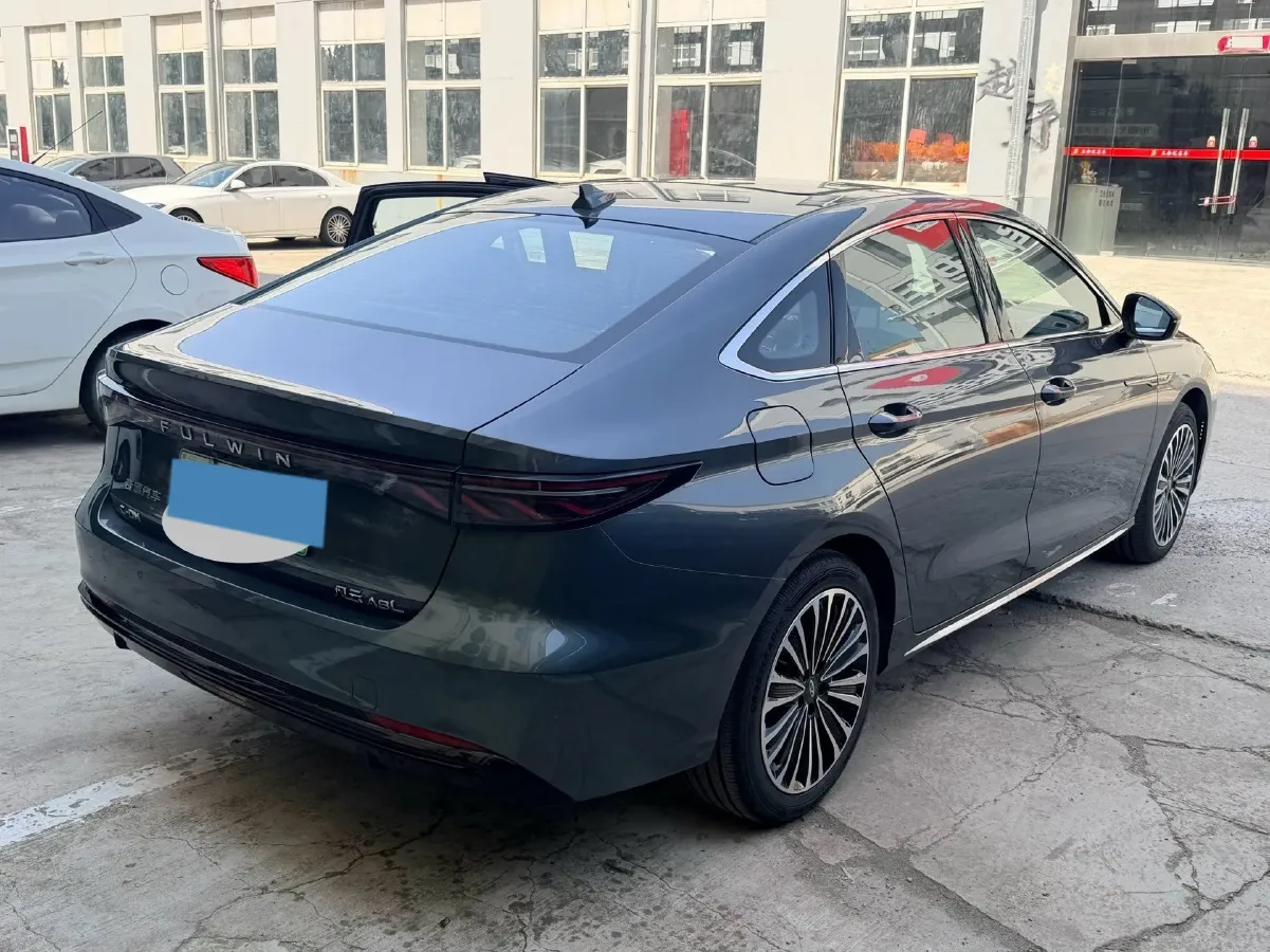 2025 Fulwin FulwinA8L 1.5T 156HP L4 1DHT PHEV 18.67KWH,autocango,china used car exporter,china ev exporter,chinese used car exporter,chinese used ev exporter