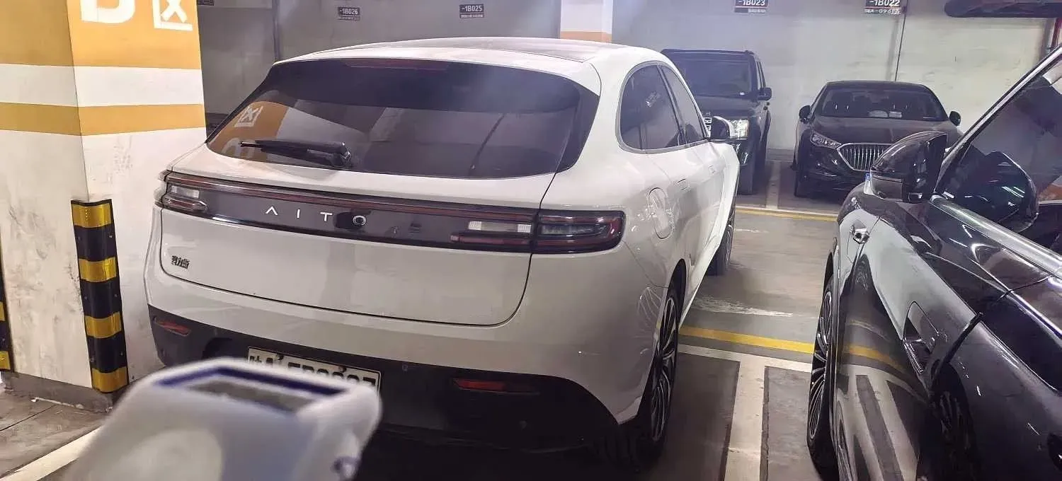 2022 JMC YuHu 7 2.0T 141HP L4 8AT,autocango,china used car exporter,china ev exporter,chinese used car exporter,chinese used ev exporter