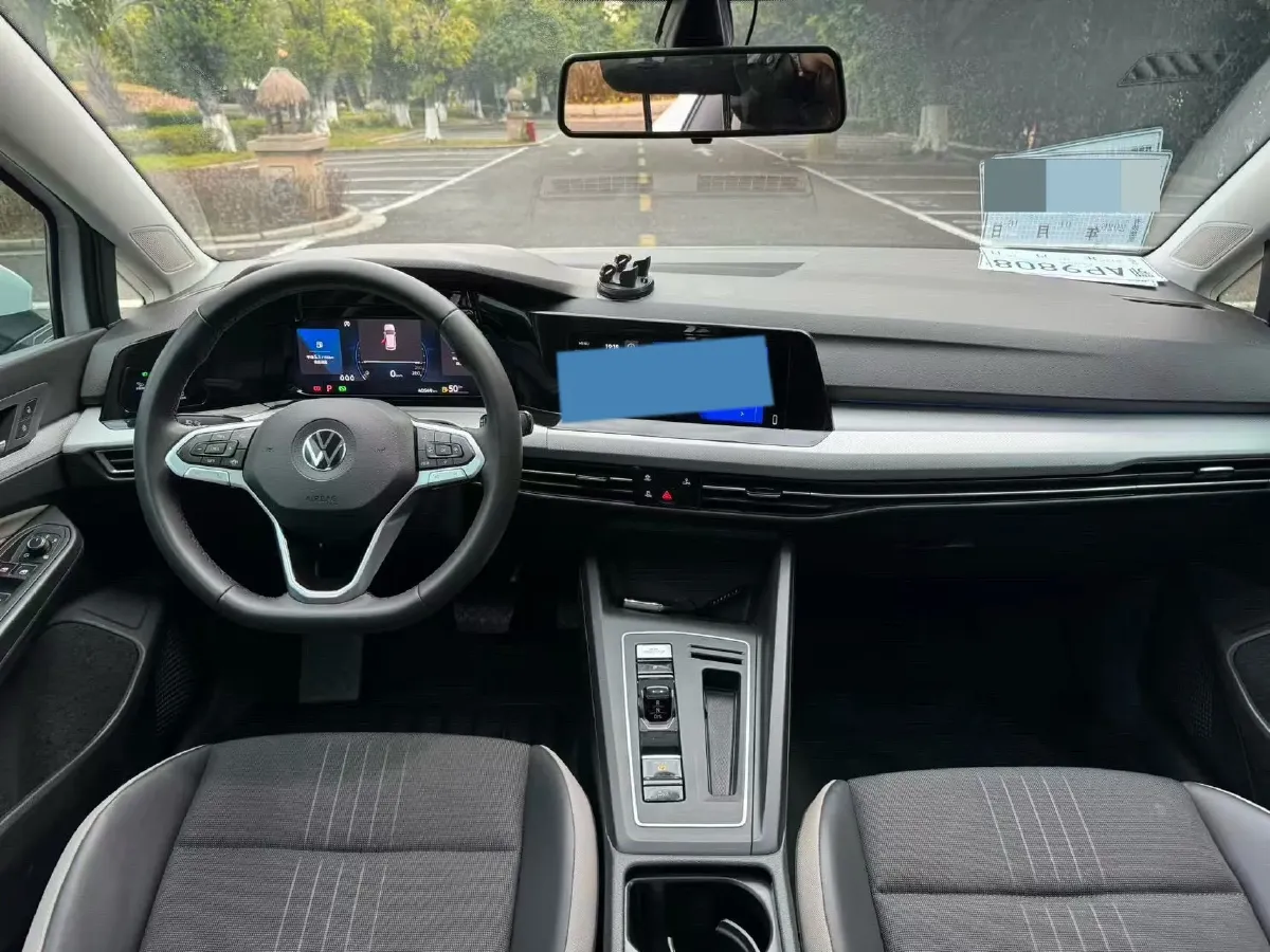 2023 Volkswagen Golf 1.4T 150HP L4 7DCT,autocango,china used car exporter,china ev exporter,chinese used car exporter,chinese used ev exporter