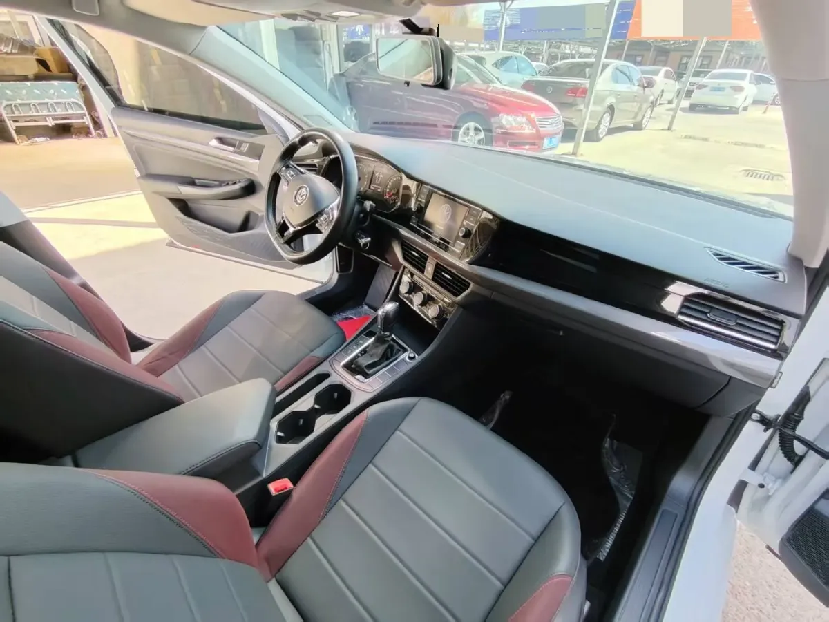 2020 Volkswagen Bora 1.5L 113HP L4 6AT,autocango,china used car exporter,china ev exporter,chinese used car exporter,chinese used ev exporter