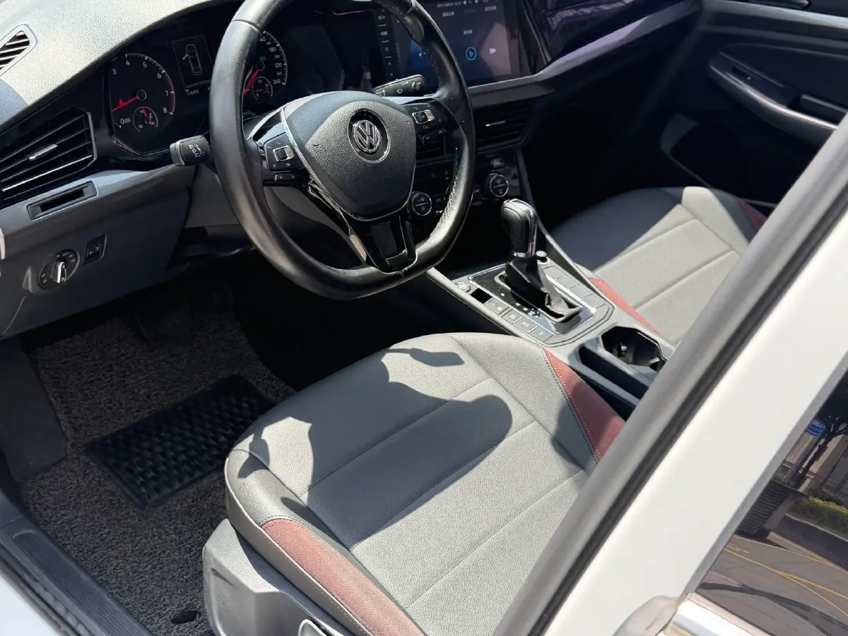 2019 Ford Focus 1.5T 184HP L3 8AT,autocango,china used car exporter,china ev exporter,chinese used car exporter,chinese used ev exporter