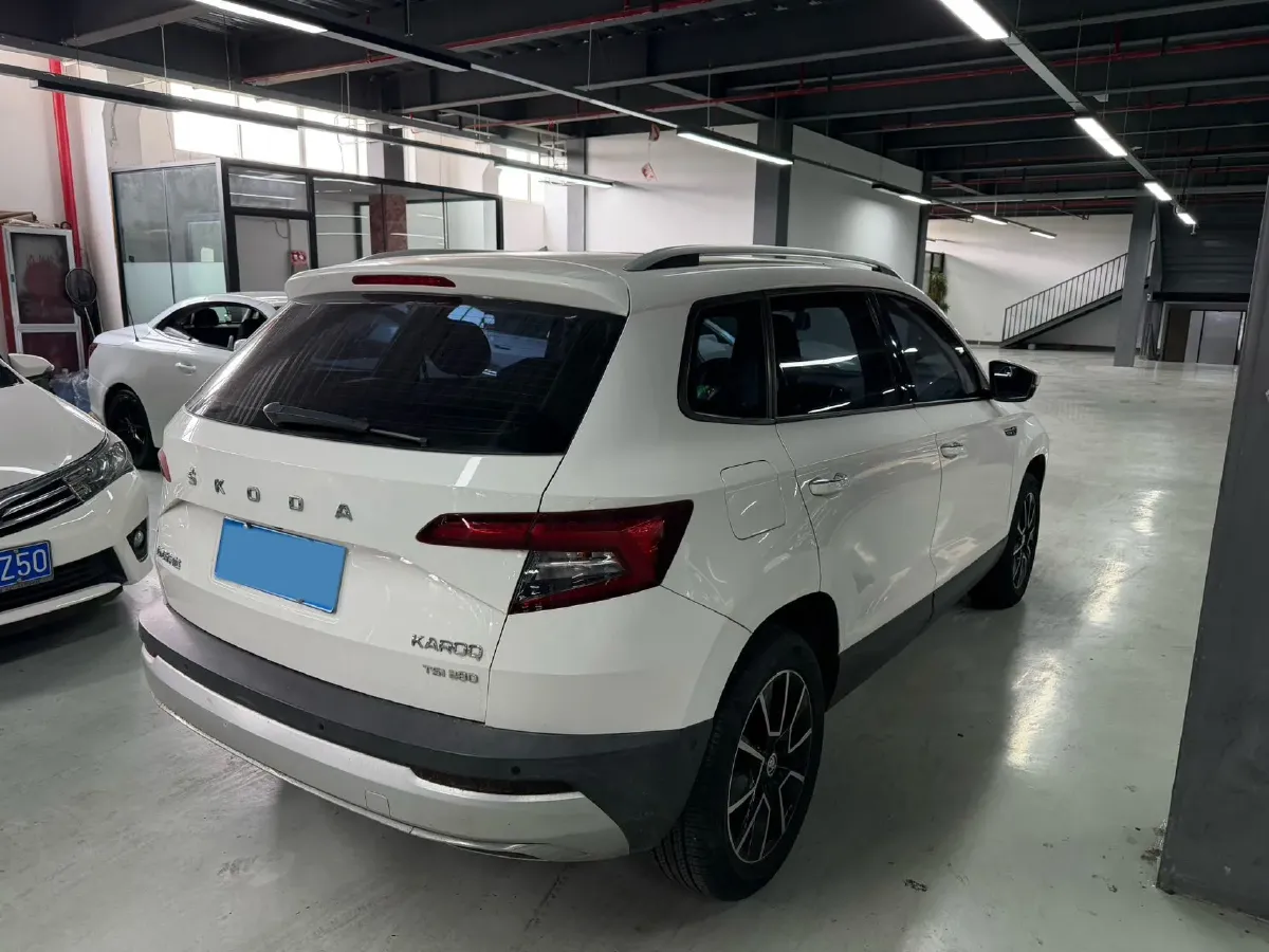 2019 Skoda Karoq 1.4T 150HP L4 7DCT,autocango,china used car exporter,china ev exporter,chinese used car exporter,chinese used ev exporter