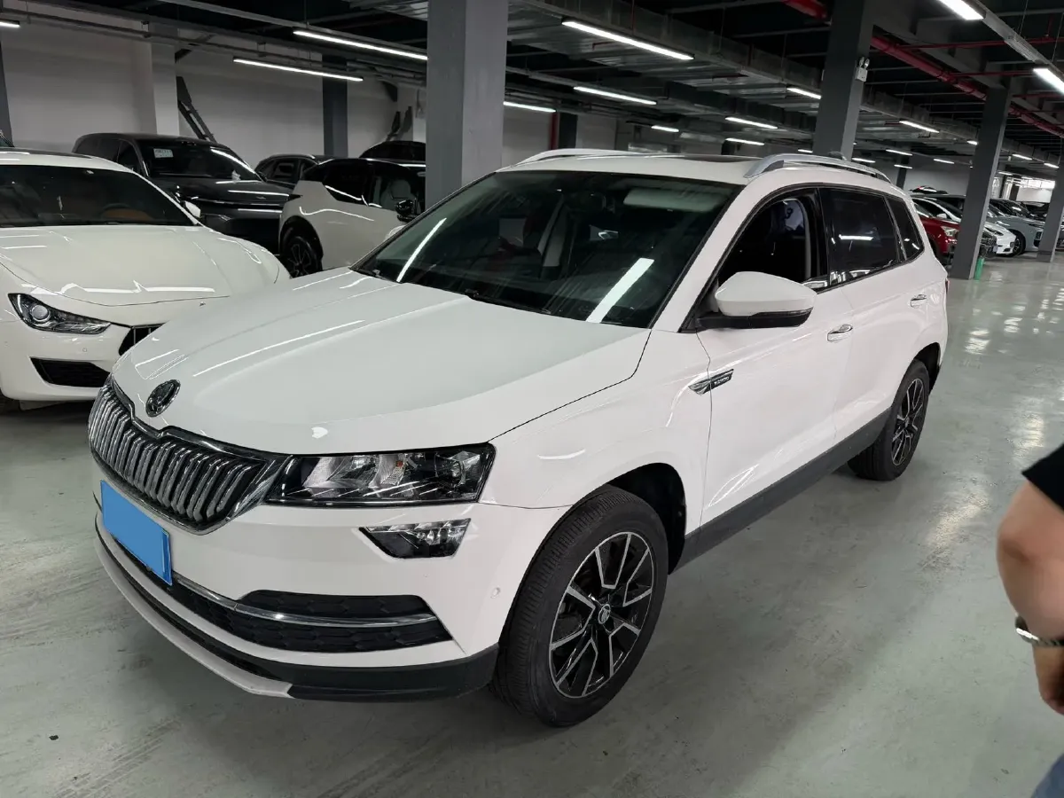 2019 Skoda Karoq 1.4T 150HP L4 7DCT,autocango,china used car exporter,china ev exporter,chinese used car exporter,chinese used ev exporter