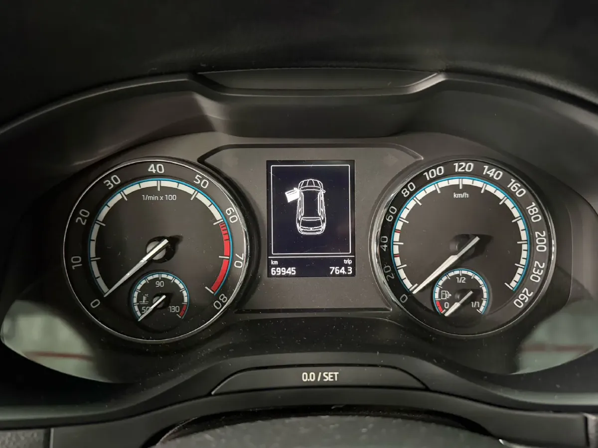 2019 Skoda Karoq 1.4T 150HP L4 7DCT,autocango,china used car exporter,china ev exporter,chinese used car exporter,chinese used ev exporter