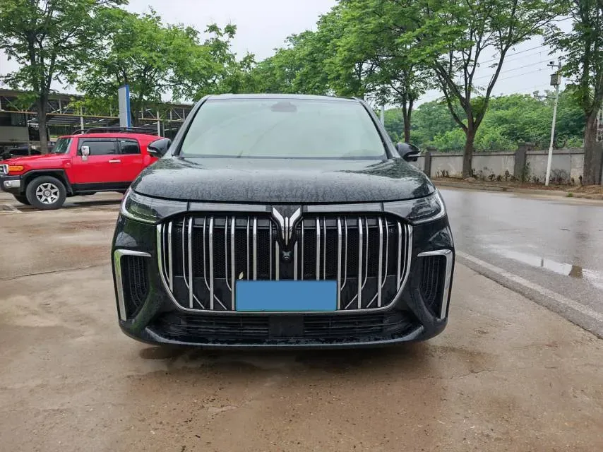 2022 Voyah Dream 1.5T 136HP L4 PHEV 25.57KWH,autocango,china used car exporter,china ev exporter,chinese used car exporter,chinese used ev exporter