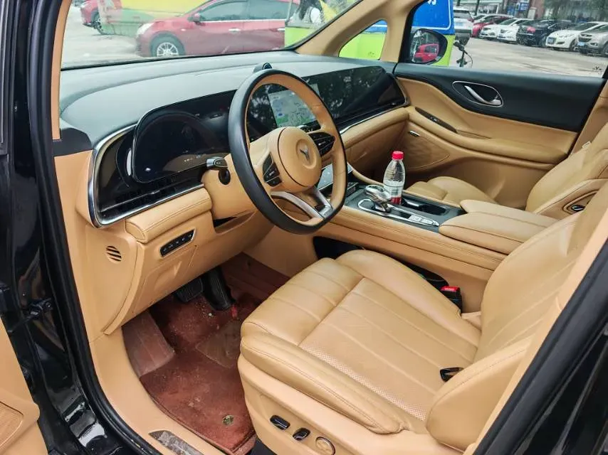 2022 Voyah Dream 1.5T 136HP L4 PHEV 25.57KWH,autocango,china used car exporter,china ev exporter,chinese used car exporter,chinese used ev exporter