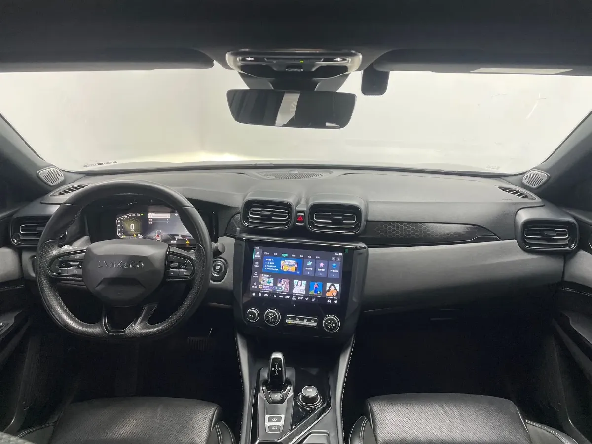 2022 LYNK&CO 03 1.5T 180HP L3 7DCT,autocango,china used car exporter,china ev exporter,chinese used car exporter,chinese used ev exporter