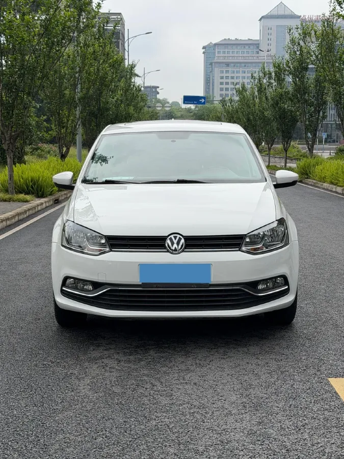 2016 Volkswagen Polo 1.6L 110HP L4 6AT,autocango,china used car exporter,china ev exporter,chinese used car exporter,chinese used ev exporter