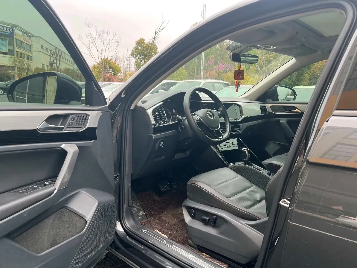 2020 Volkswagen Tayron 2.0T 186HP L4 7DCT,autocango,china used car exporter,china ev exporter,chinese used car exporter,chinese used ev exporter