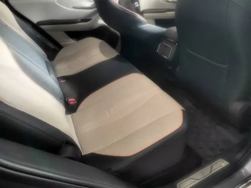 2022 Hyundai Tucson 2.0L 150HP L4 6AT Hybrid,autocango,china used car exporter,china ev exporter,chinese used car exporter,chinese used ev exporter