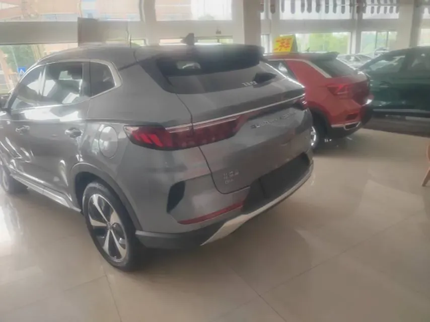 2022 Hyundai Tucson 2.0L 150HP L4 6AT Hybrid,autocango,china used car exporter,china ev exporter,chinese used car exporter,chinese used ev exporter