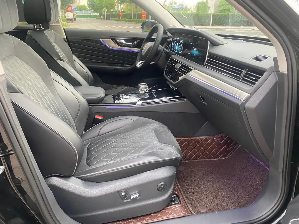 2019 HongQi HS5 2.0T 224HP L4 6AT,autocango,china used car exporter,china ev exporter,chinese used car exporter,chinese used ev exporter