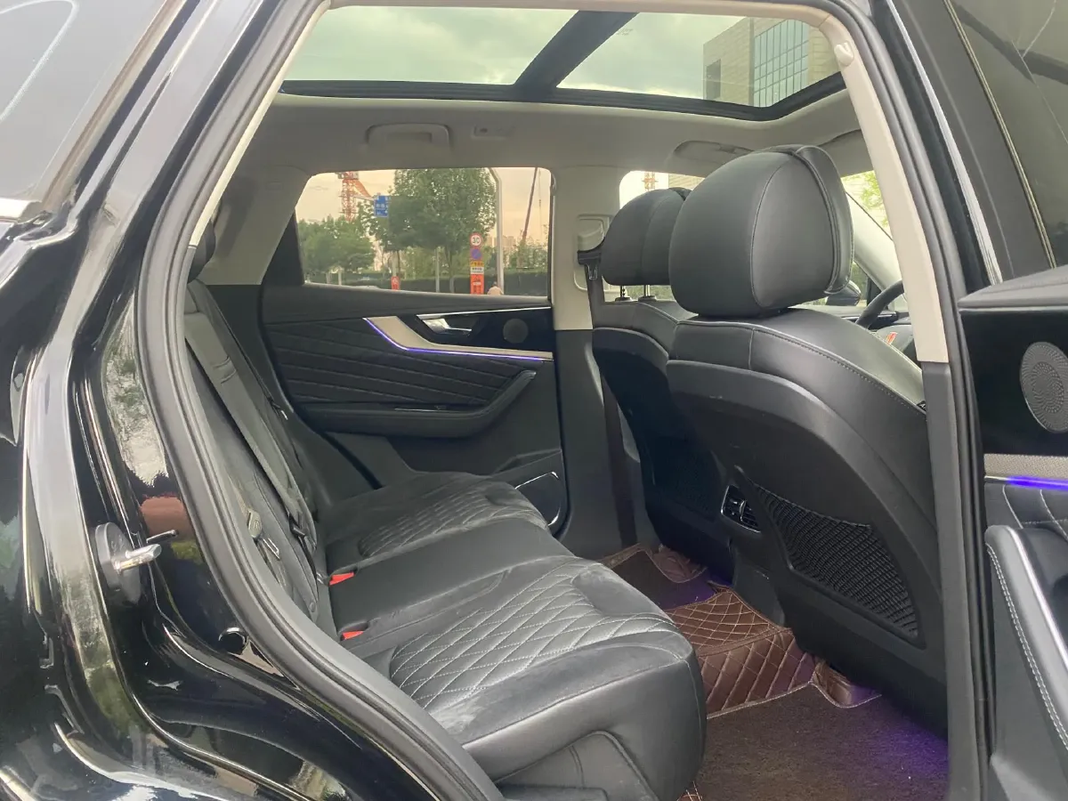 2019 HongQi HS5 2.0T 224HP L4 6AT,autocango,china used car exporter,china ev exporter,chinese used car exporter,chinese used ev exporter