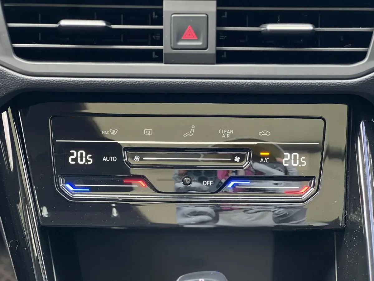 2021 Volkswagen Tayron 2.0T 186HP L4 7DCT,autocango,china used car exporter,china ev exporter,chinese used car exporter,chinese used ev exporter