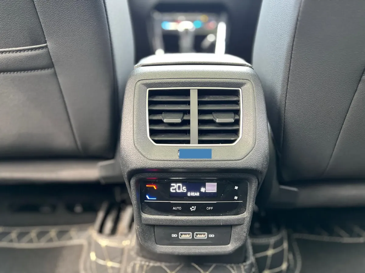 2021 Volkswagen Tayron 2.0T 186HP L4 7DCT,autocango,china used car exporter,china ev exporter,chinese used car exporter,chinese used ev exporter