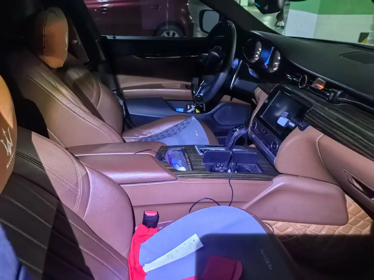 2015 Maserati Quattroporte 3.0T 409HP V6 8AT,autocango,china used car exporter,china ev exporter,chinese used car exporter,chinese used ev exporter