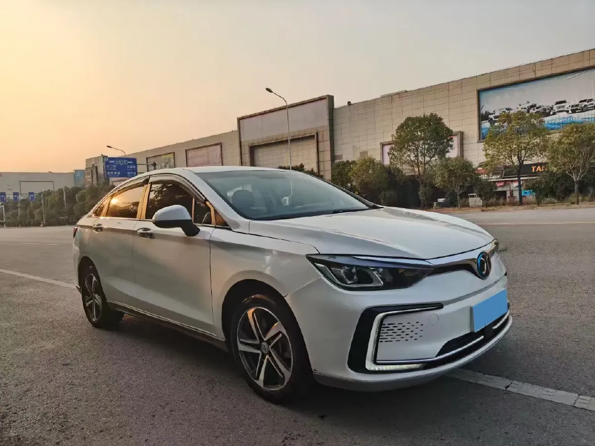 2018 BeiJing Auto EU5 BEV 53.66KWH,autocango,china used car exporter,china ev exporter,chinese used car exporter,chinese used ev exporter
