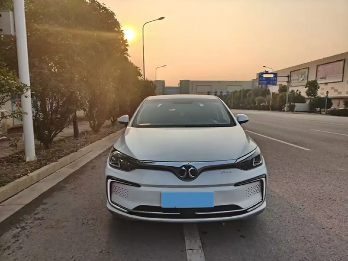 2018 BeiJing Auto EU5 BEV 53.66KWH,autocango,china used car exporter,china ev exporter,chinese used car exporter,chinese used ev exporter