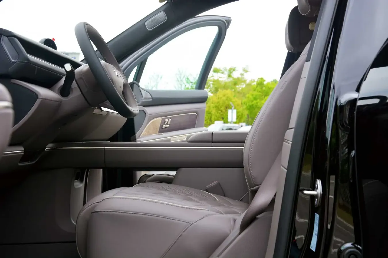 2026 NIO ES8 BEV,autocango,china used car exporter,china ev exporter,chinese used car exporter,chinese used ev exporter