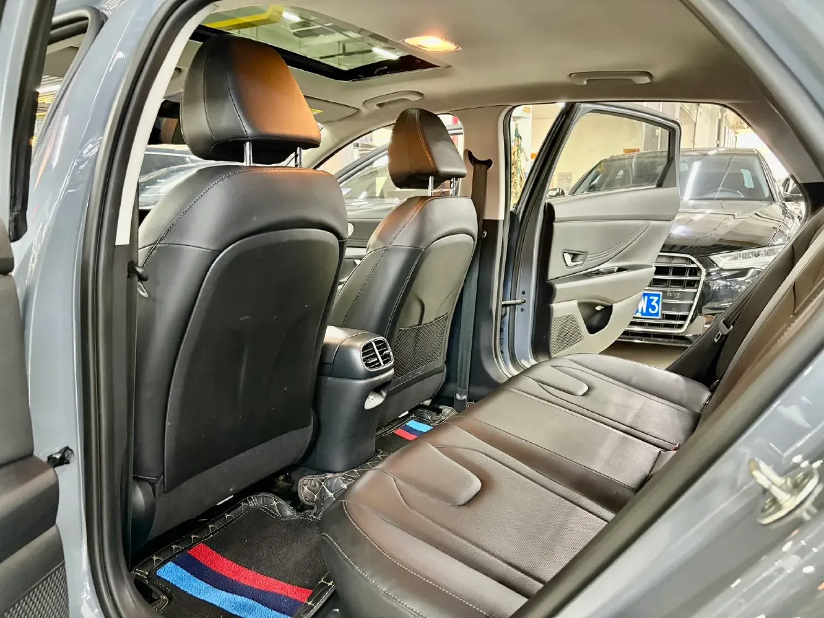 2022 Hyundai Elantra 1.5L 115HP L4 CVT,autocango,china used car exporter,china ev exporter,chinese used car exporter,chinese used ev exporter