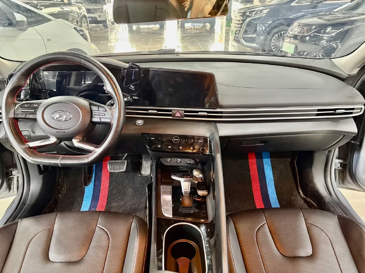 2022 Hyundai Elantra 1.5L 115HP L4 CVT,autocango,china used car exporter,china ev exporter,chinese used car exporter,chinese used ev exporter