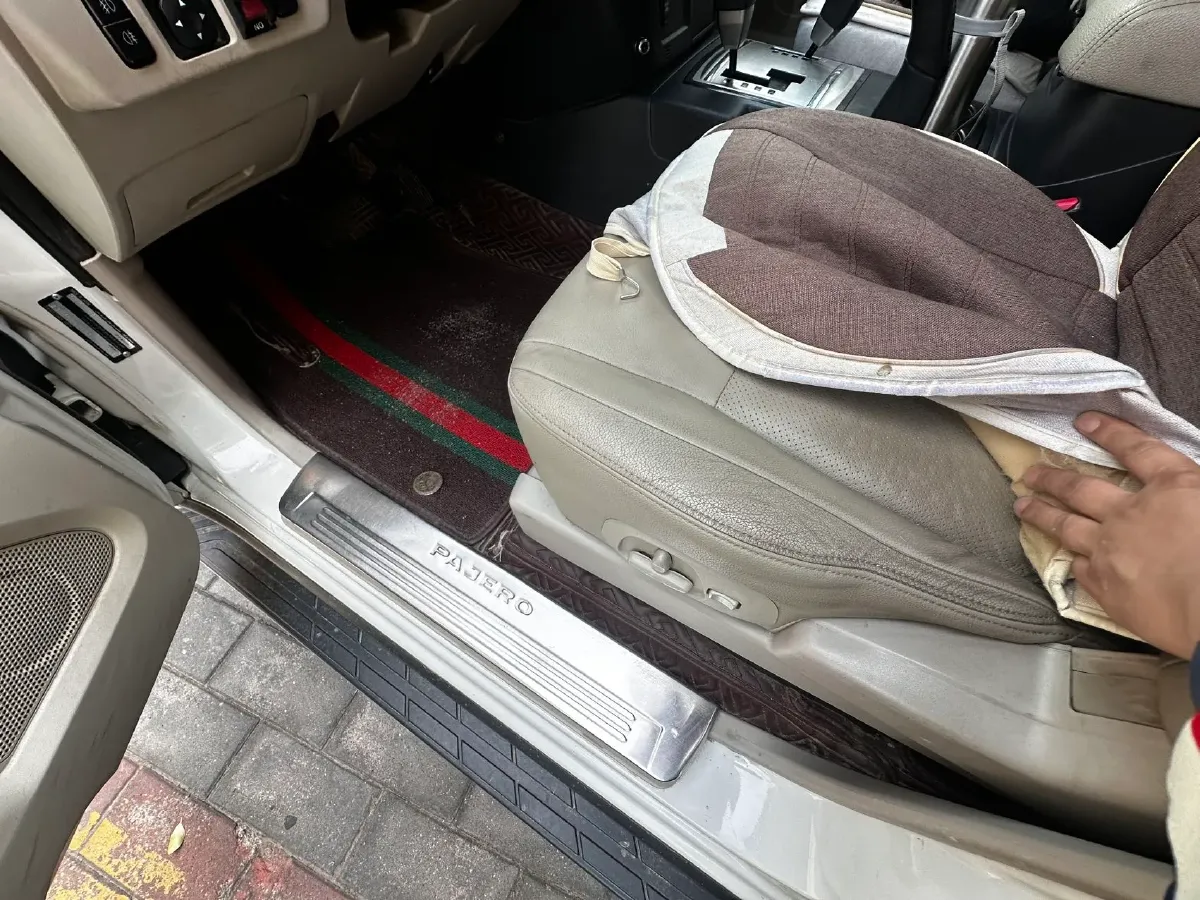 2018 Mitsubishi Pajero 3.0L 174HP V6 5AT,autocango,china used car exporter,china ev exporter,chinese used car exporter,chinese used ev exporter