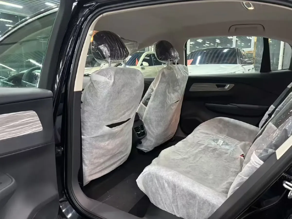 2025 HongQi E-QM5 BEV,autocango,china used car exporter,china ev exporter,chinese used car exporter,chinese used ev exporter