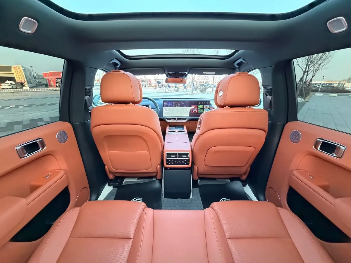 2024 Li L8 Range Extended 154HP REEV 42.8KWH,autocango,china used car exporter,china ev exporter,chinese used car exporter,chinese used ev exporter