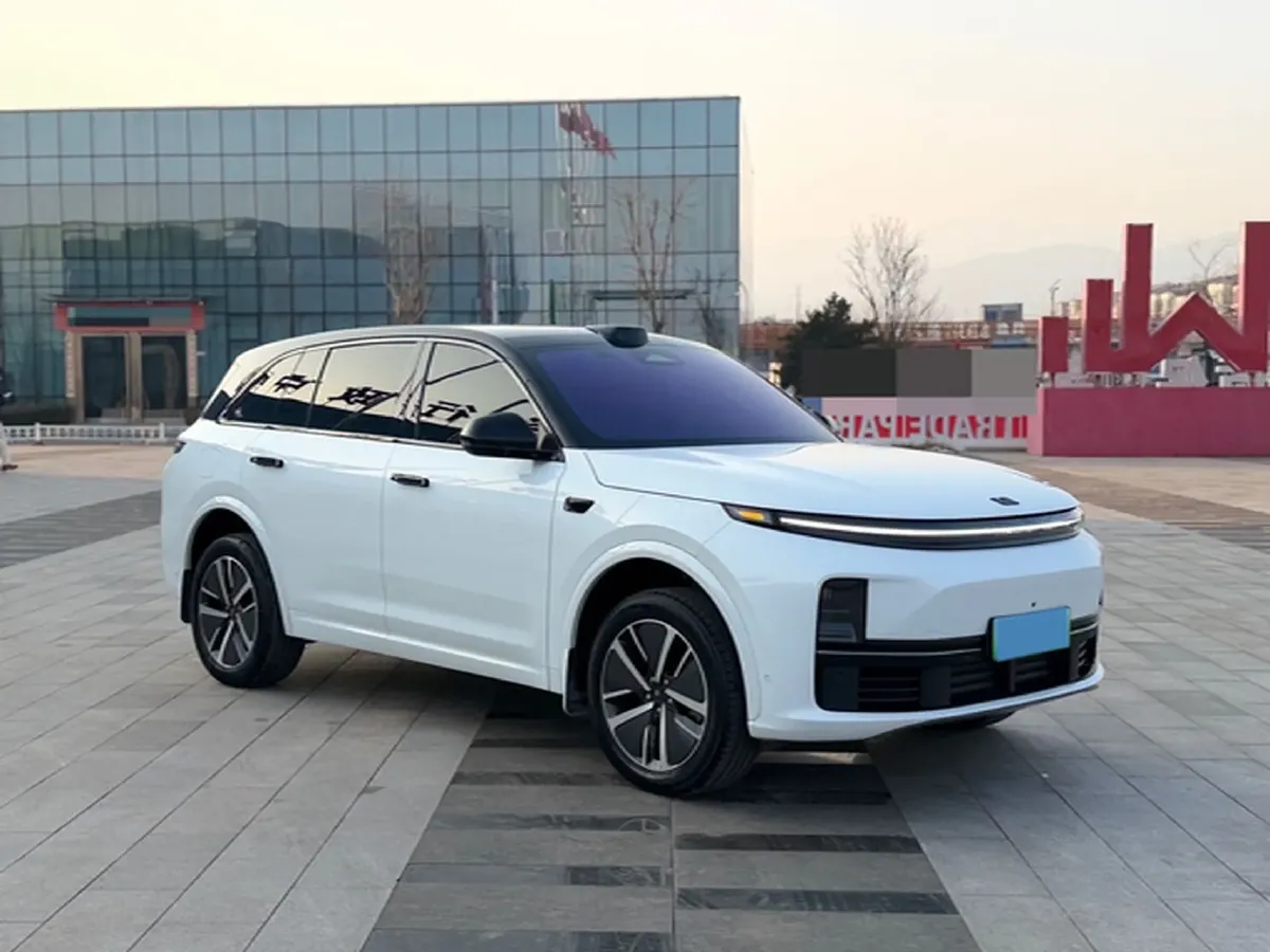 2024 Li L8 Range Extended 154HP REEV 42.8KWH,autocango,china used car exporter,china ev exporter,chinese used car exporter,chinese used ev exporter