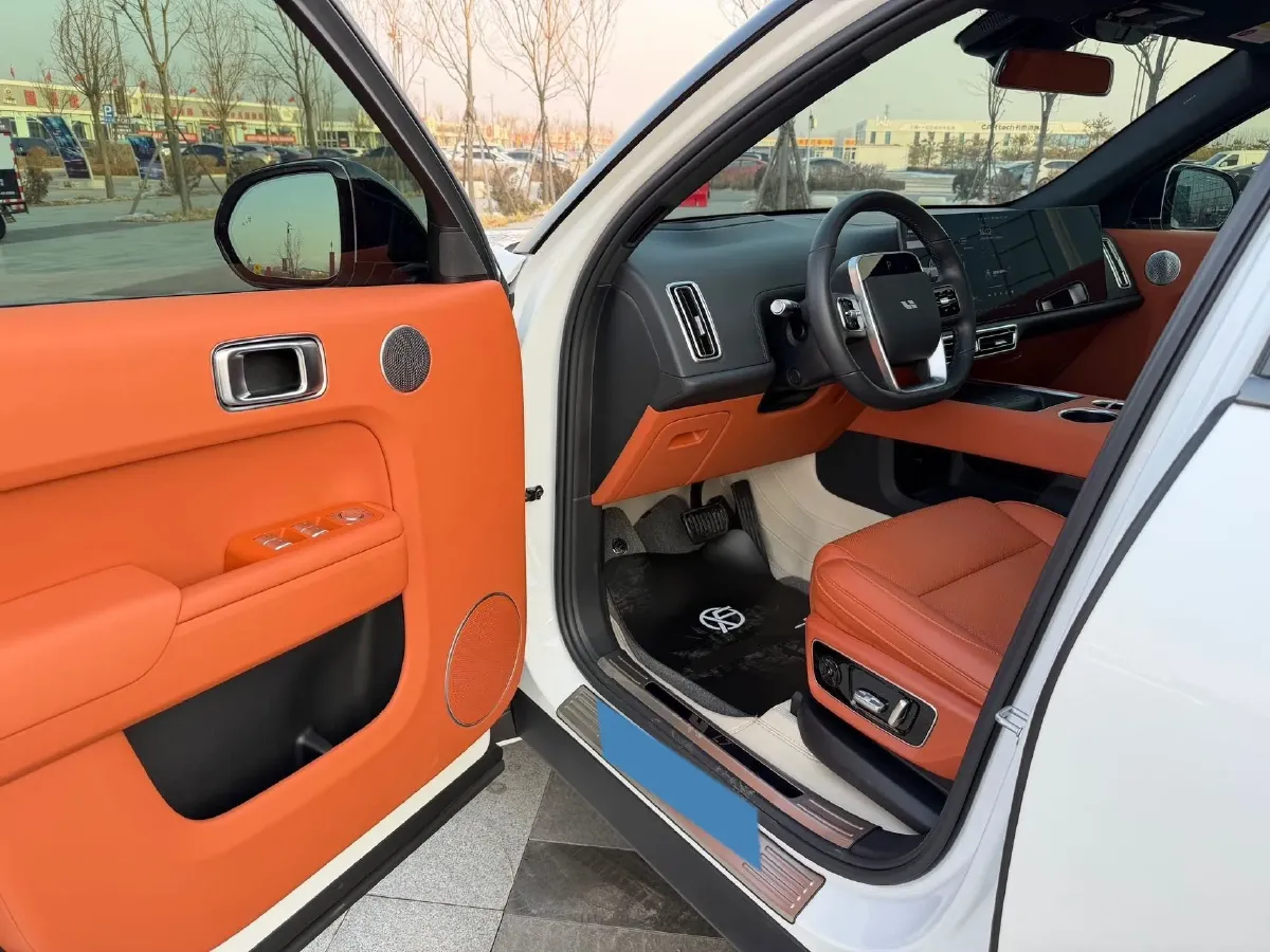 2024 Li L8 Range Extended 154HP REEV 42.8KWH,autocango,china used car exporter,china ev exporter,chinese used car exporter,chinese used ev exporter