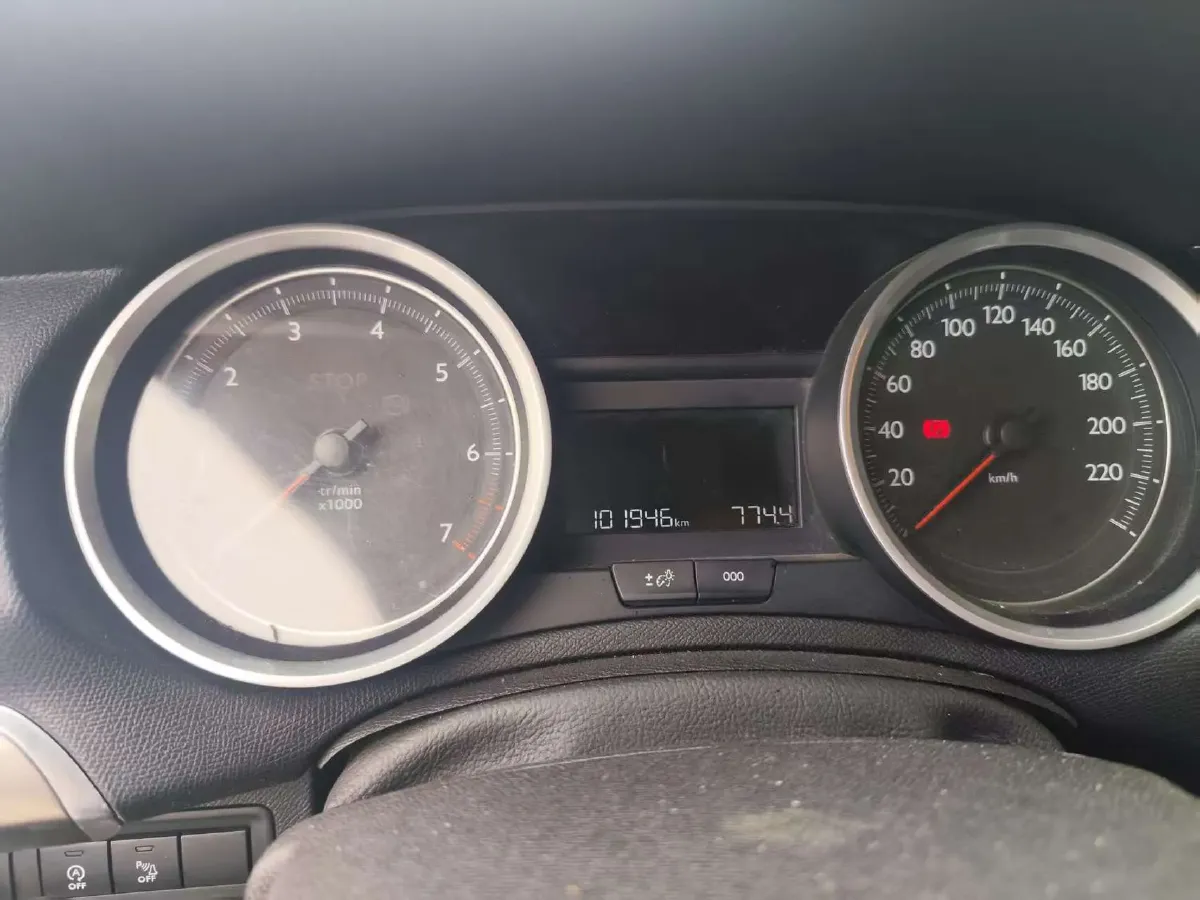 2018 Peugeot 408 1.2T 136HP L3 6AT,autocango,china used car exporter,china ev exporter,chinese used car exporter,chinese used ev exporter