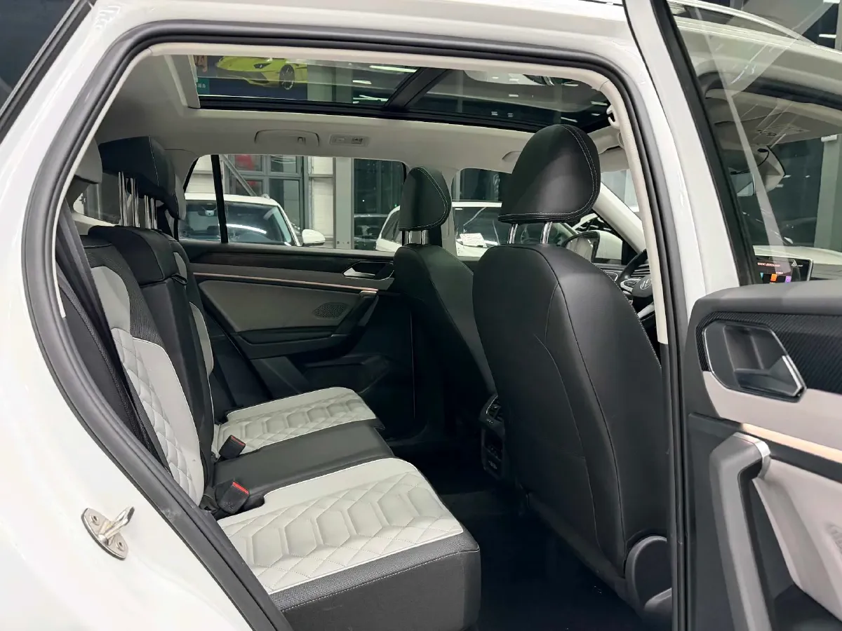 2023 Volkswagen Tayron 1.4T 150HP L4 7DCT,autocango,china used car exporter,china ev exporter,chinese used car exporter,chinese used ev exporter