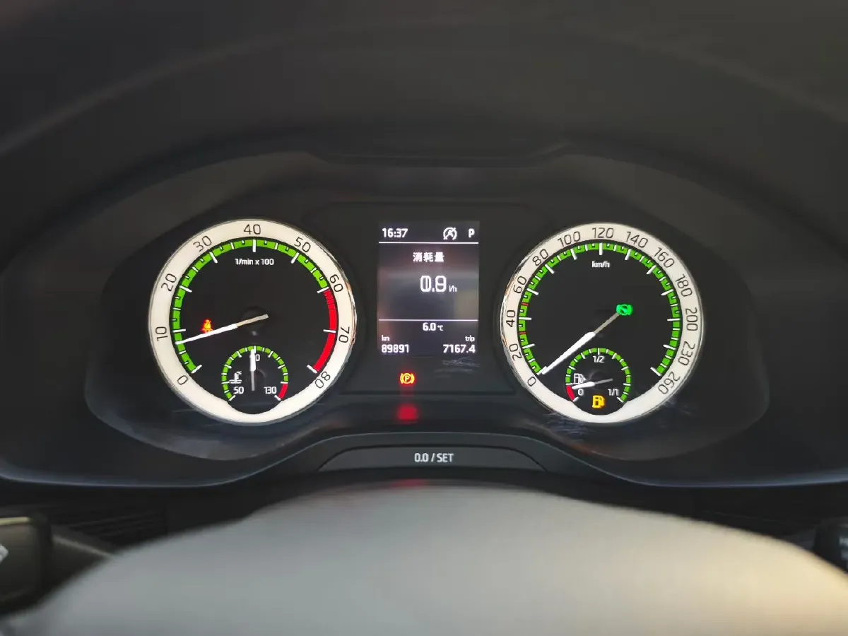 2018 Skoda Kodiak 1.8T 180HP L4 7DCT,autocango,china used car exporter,china ev exporter,chinese used car exporter,chinese used ev exporter