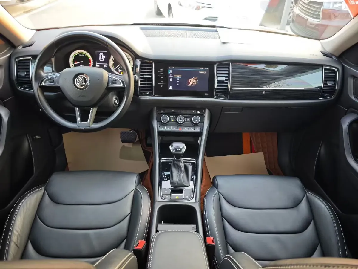 2018 Skoda Kodiak 1.8T 180HP L4 7DCT,autocango,china used car exporter,china ev exporter,chinese used car exporter,chinese used ev exporter