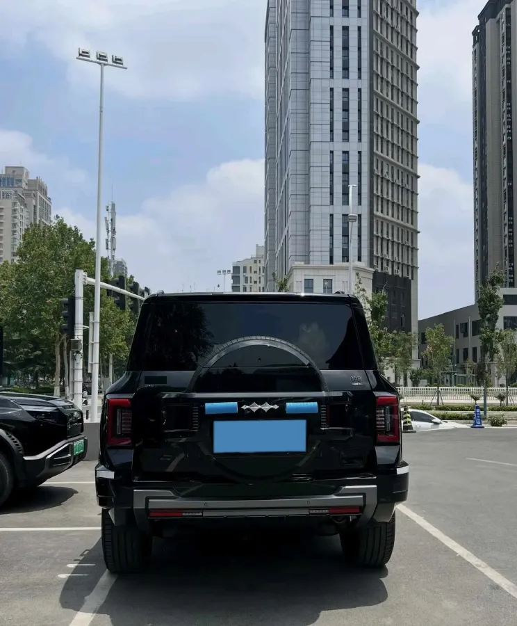 2025 FangChengBao Bao 8 2.0T 245HP L4 E-CVT PHEV 36.8KWH,autocango,china used car exporter,china ev exporter,chinese used car exporter,chinese used ev exporter