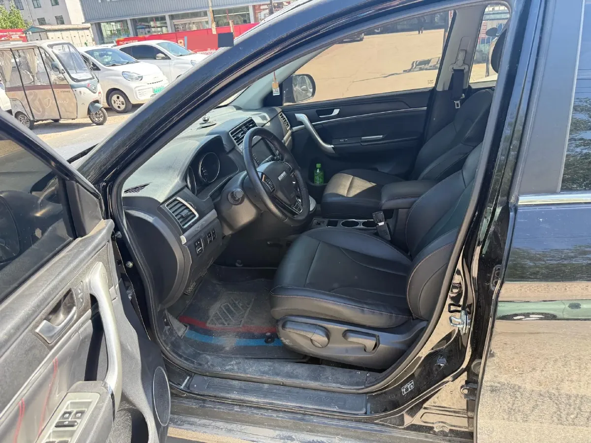 2019 Haval M6 1.5T 150HP L4 7DCT,autocango,china used car exporter,china ev exporter,chinese used car exporter,chinese used ev exporter