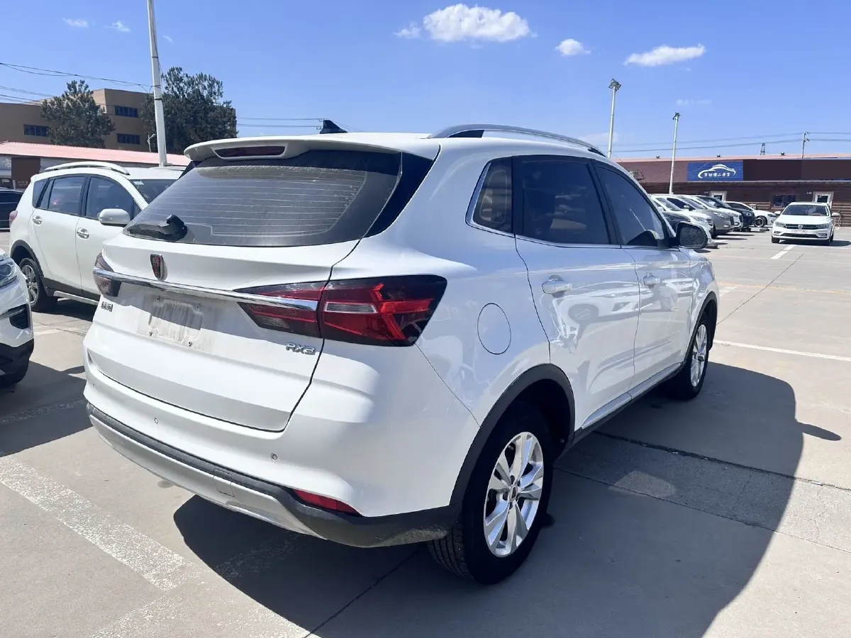 2020 Roewe RX3 1.6L 125HP L4 5MT,autocango,china used car exporter,china ev exporter,chinese used car exporter,chinese used ev exporter