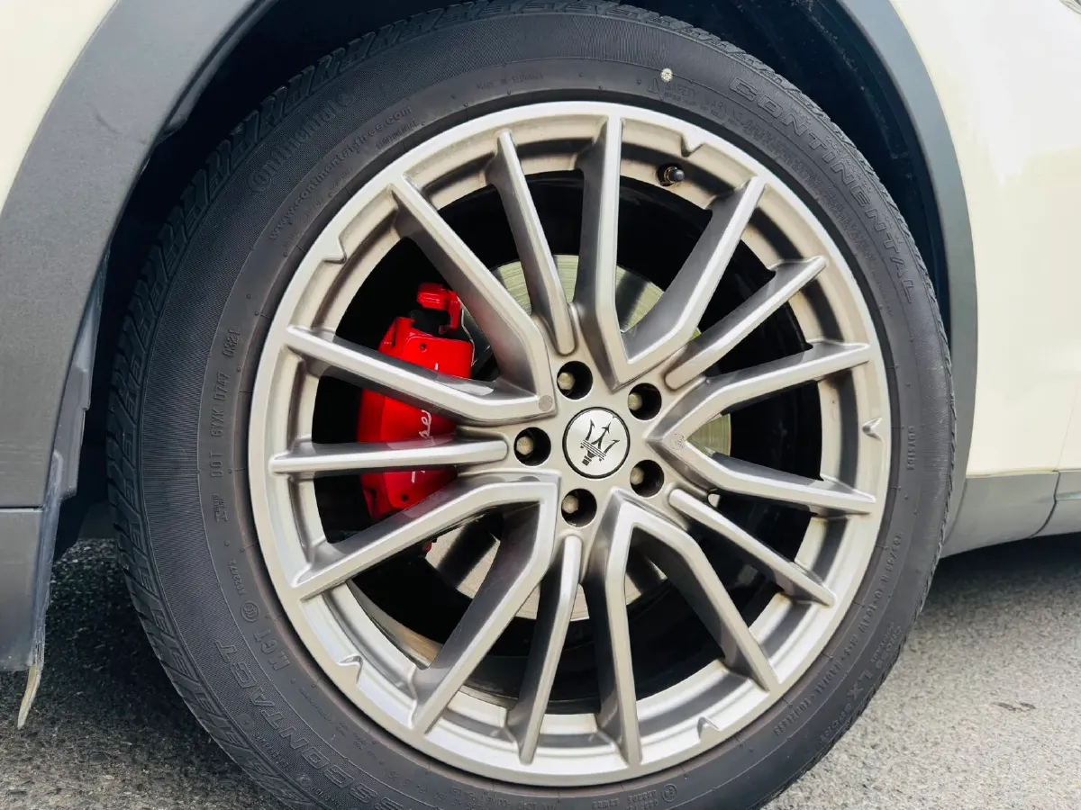 2021 Maserati Levante 3.0T 350HP V6 8AT,autocango,china used car exporter,china ev exporter,chinese used car exporter,chinese used ev exporter