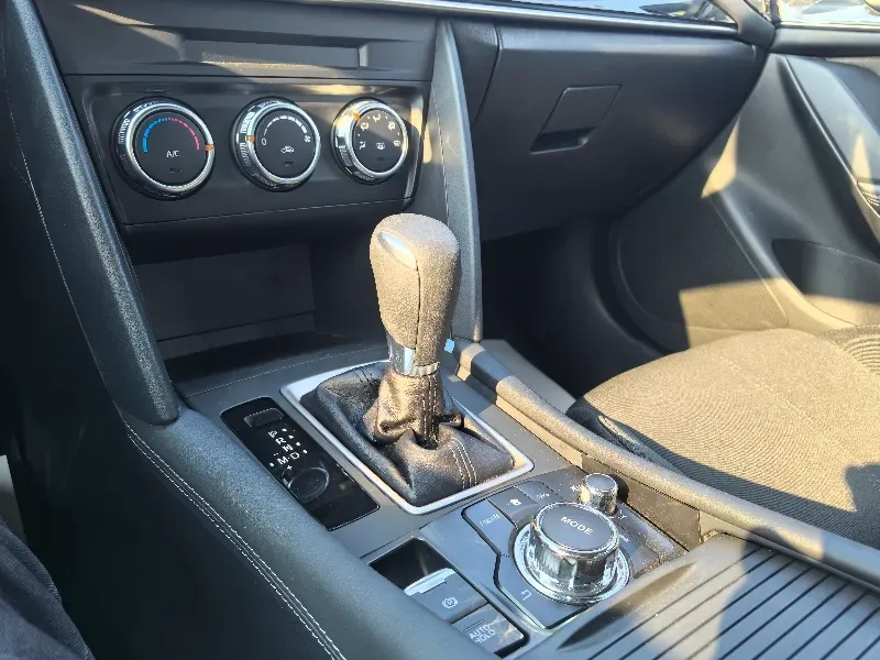 2021 Mazda CX-4 2.0L 158HP L4 6AT,autocango,china used car exporter,china ev exporter,chinese used car exporter,chinese used ev exporter