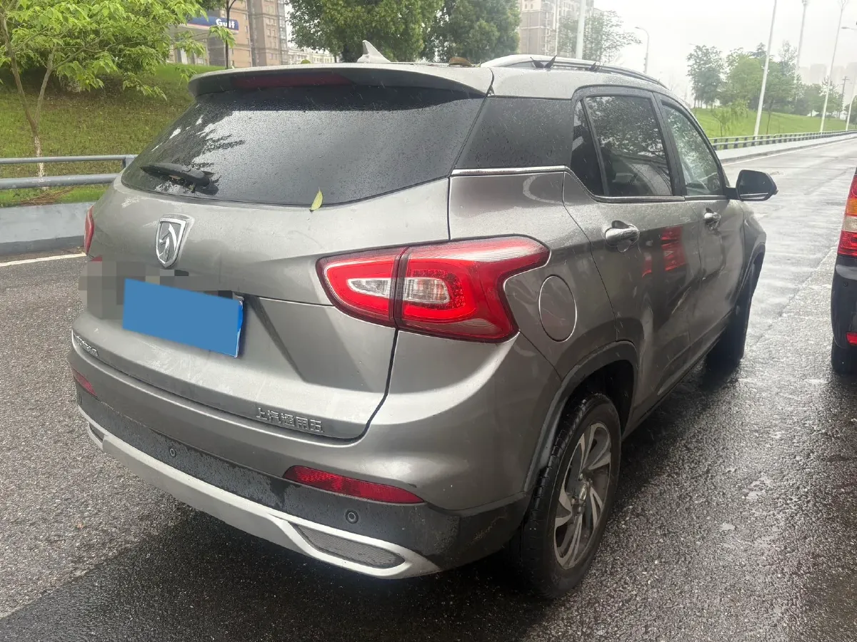 2017 BaoJun 510 1.5L 112HP L4 6MT,autocango,china used car exporter,china ev exporter,chinese used car exporter,chinese used ev exporter