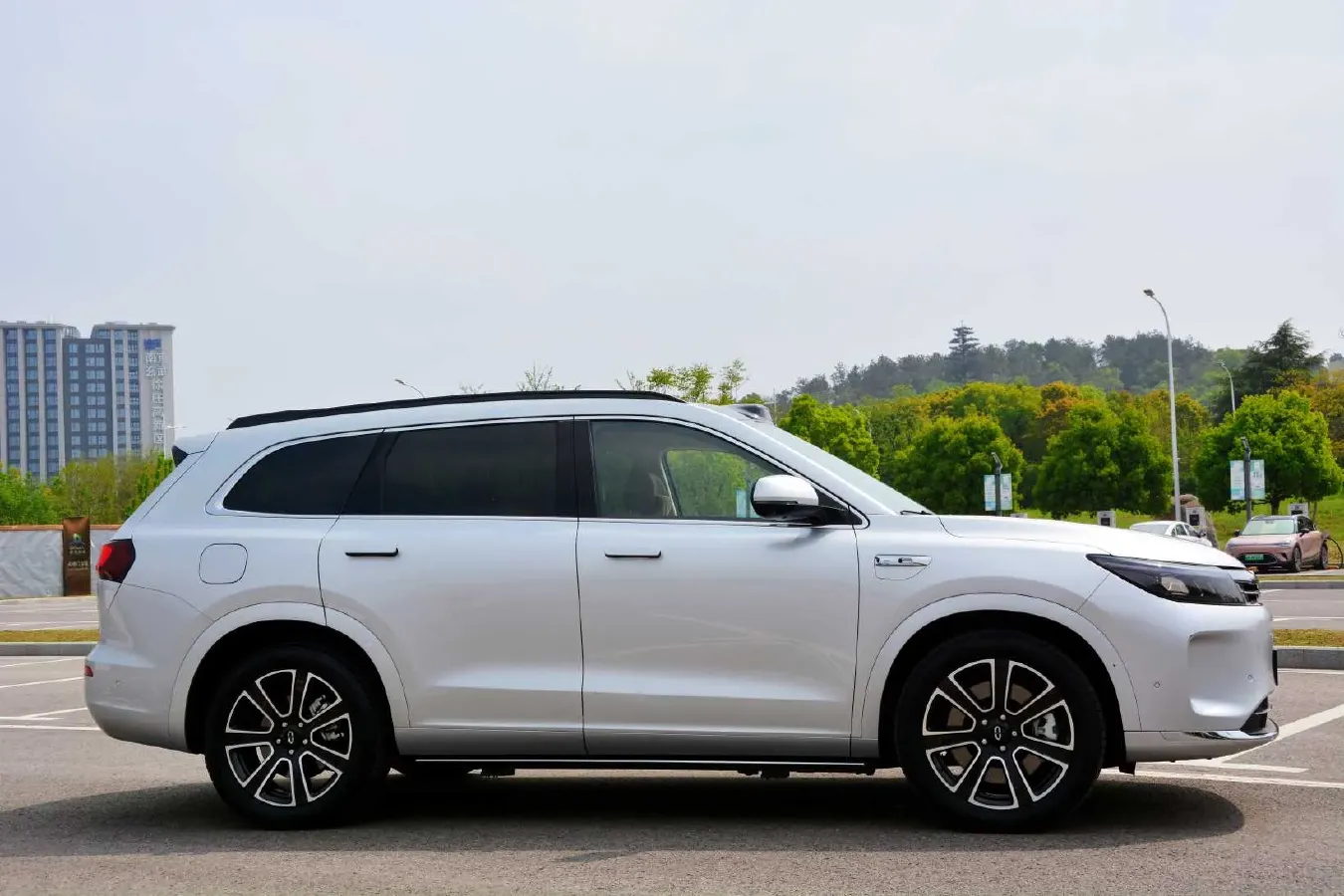 2024 AITO AITO M7 1.5T 152HP L4 REEV 42KWH,autocango,china used car exporter,china ev exporter,chinese used car exporter,chinese used ev exporter