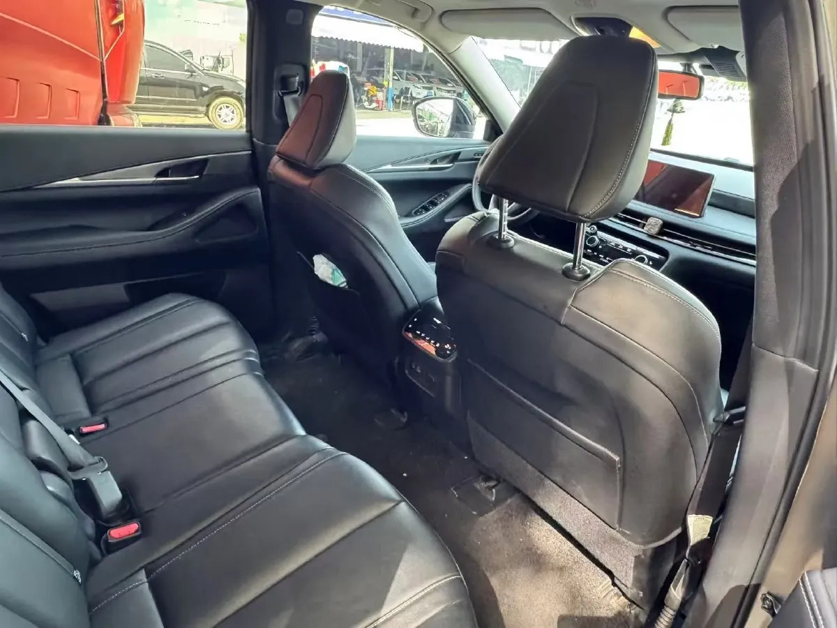 2022 Infiniti QX60 2.0T 252HP L4 9AT,autocango,china used car exporter,china ev exporter,chinese used car exporter,chinese used ev exporter