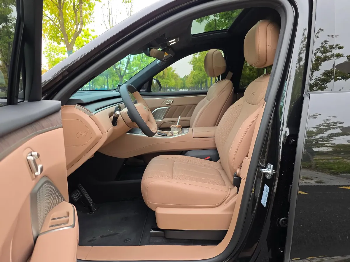 2025 ONVO L90 BEV,autocango,china used car exporter,china ev exporter,chinese used car exporter,chinese used ev exporter