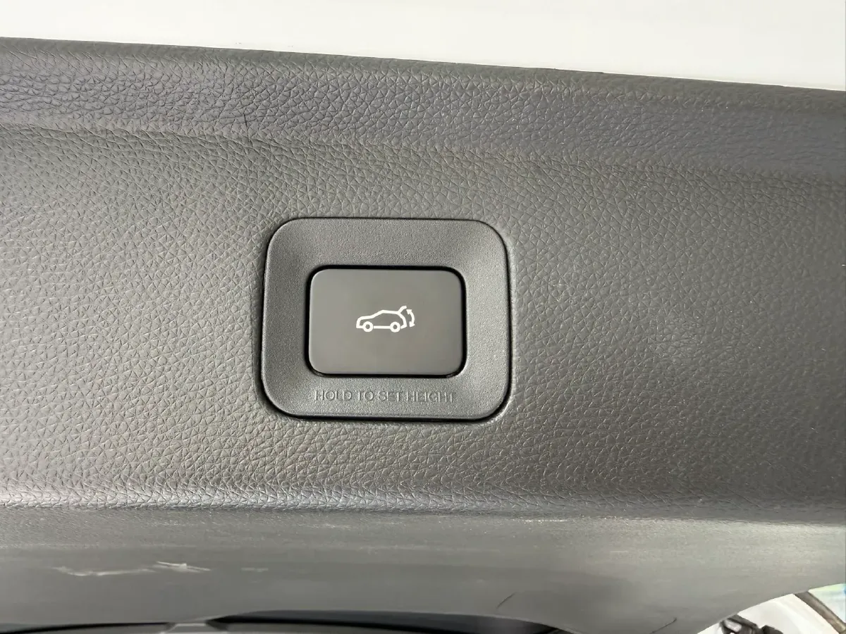 2024 GAC Trumpchi M6 1.5T 177HP L4 7DCT,autocango,china used car exporter,china ev exporter,chinese used car exporter,chinese used ev exporter