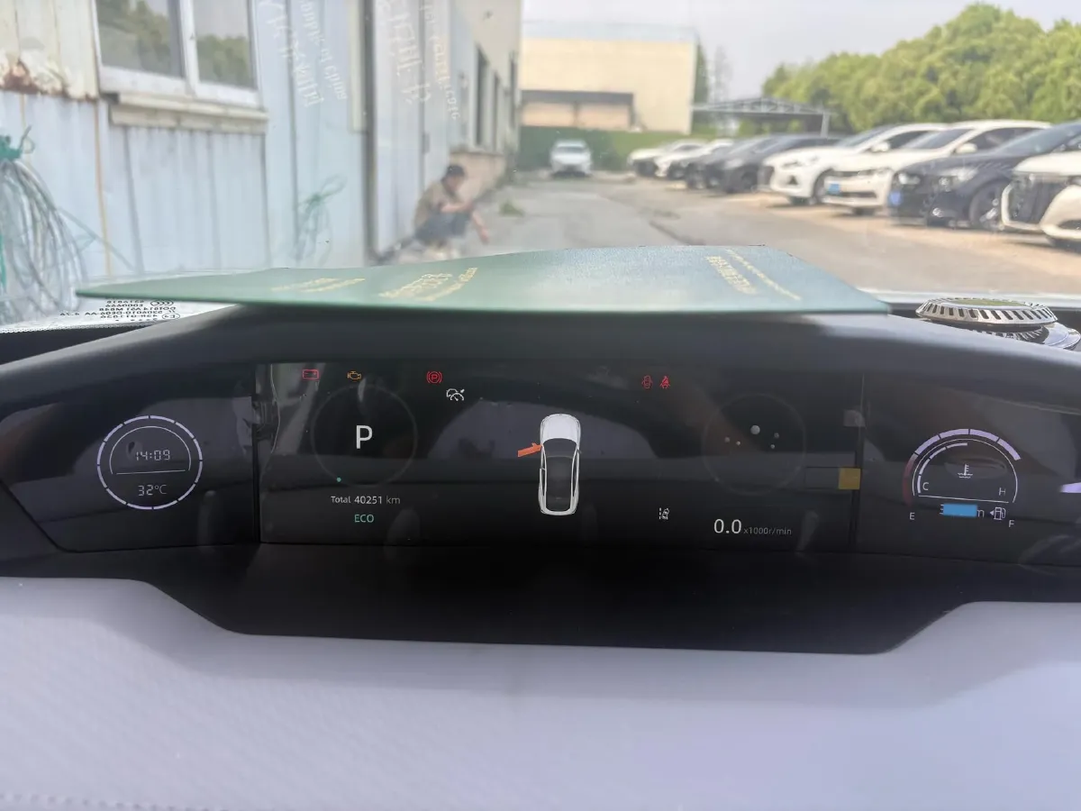 2022 ChangAn UNI-V 1.5T 188HP L4 7DCT,autocango,china used car exporter,china ev exporter,chinese used car exporter,chinese used ev exporter