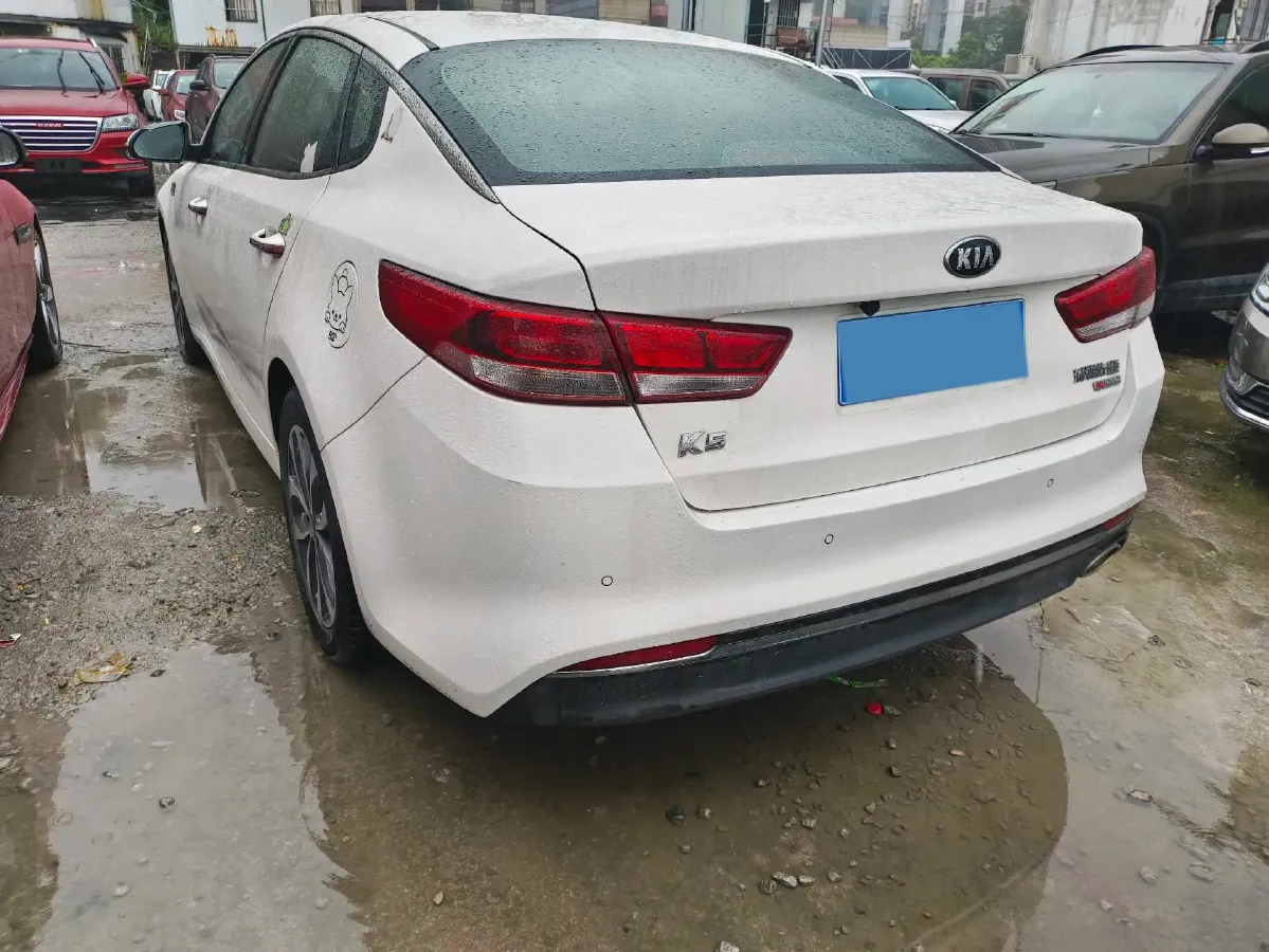 2016 Kia K5 2.0L 161HP L4 6AT,autocango,china used car exporter,china ev exporter,chinese used car exporter,chinese used ev exporter