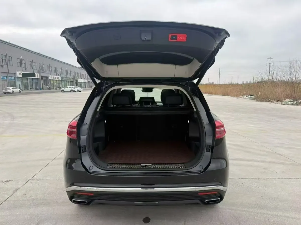 2022 HongQi HS5 2.0T 224HP L4 6AT,autocango,china used car exporter,china ev exporter,chinese used car exporter,chinese used ev exporter