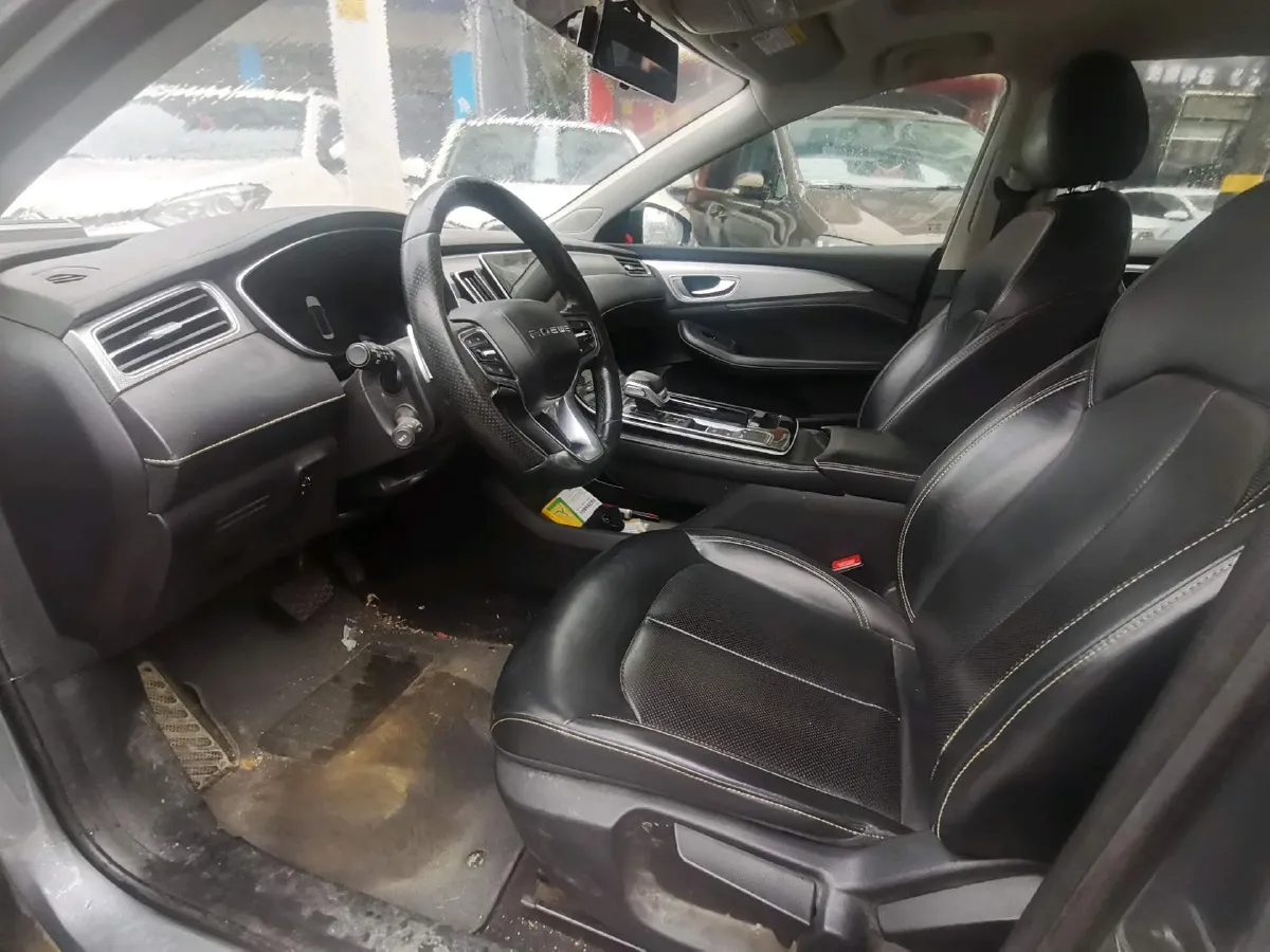 2020 Roewe i6 MAX 1.5T 173HP L4 7DCT,autocango,china used car exporter,china ev exporter,chinese used car exporter,chinese used ev exporter